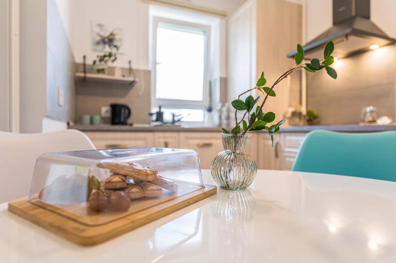 Apartament Ella 2 Braşov Esterno foto